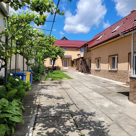 Two-Bedrooms Apt 锡比乌 外观 照片
